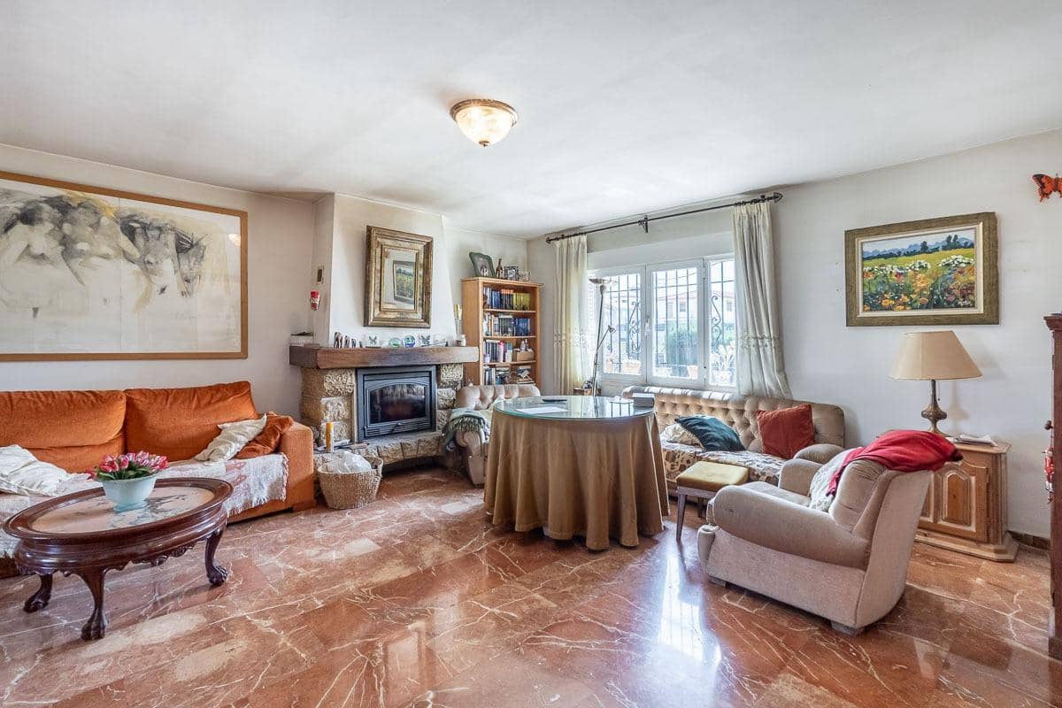 5 soveværelse Villa til salg i Ogijares med swimmingpool garage - € 750.000 (Ref: 9799504)