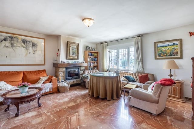 5 soveværelse Villa til salg i Ogíjares med swimmingpool garage - € 750.000 (Ref: 9799504)