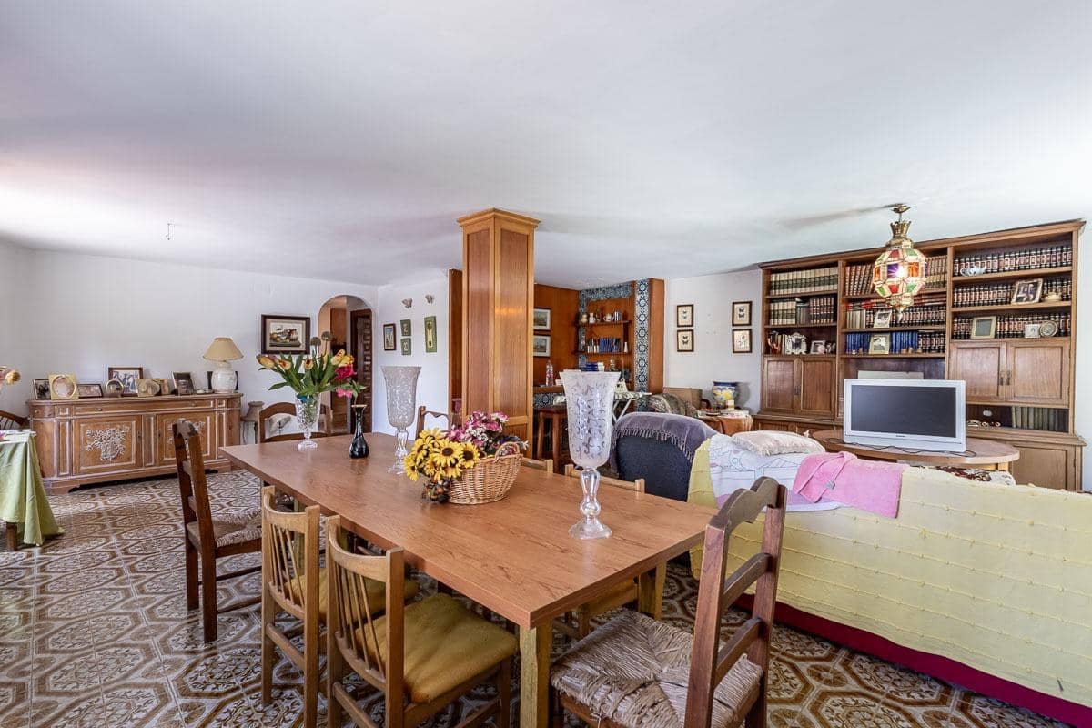 5 soveværelse Villa til salg i Ogijares med swimmingpool garage - € 750.000 (Ref: 9799504)