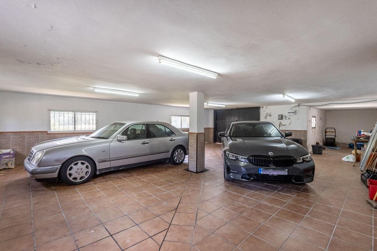 5 soveværelse Villa til salg i Ogijares med swimmingpool garage - € 750.000 (Ref: 9799504)