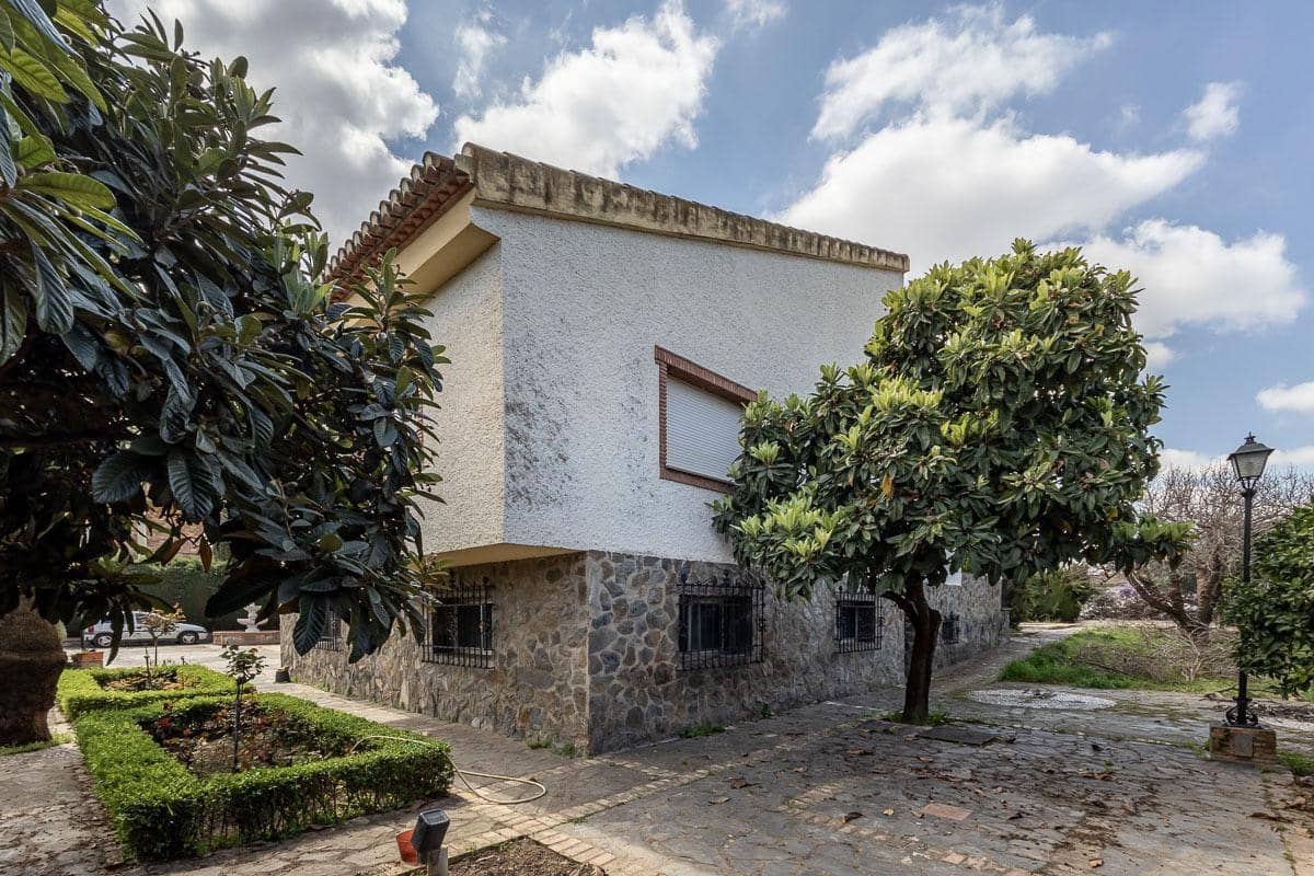 5 soveværelse Villa til salg i Ogijares med swimmingpool garage - € 750.000 (Ref: 9799504)