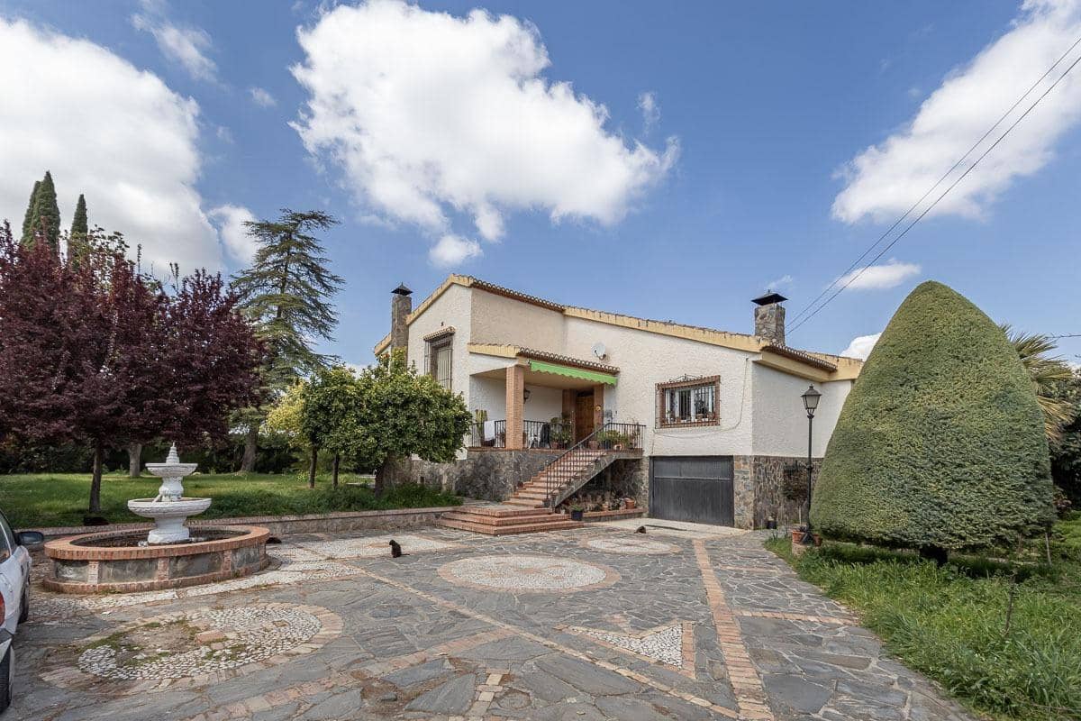 5 soveværelse Villa til salg i Ogijares med swimmingpool garage - € 750.000 (Ref: 9799504)