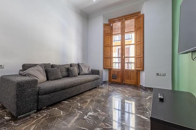 1 bedroom Flat for sale in Centro, Granada city - € 260,000 (Ref: 9804586)