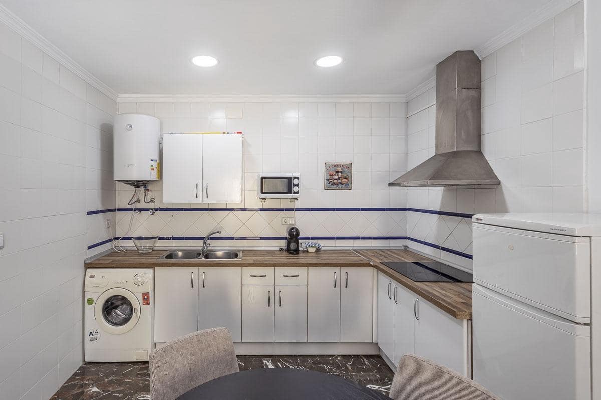 1 bedroom Flat for sale in Granada city - € 260,000 (Ref: 9804586)