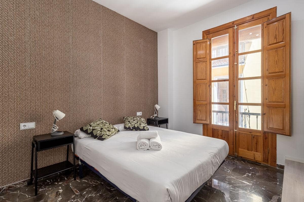 1 bedroom Flat for sale in Granada city - € 260,000 (Ref: 9804586)