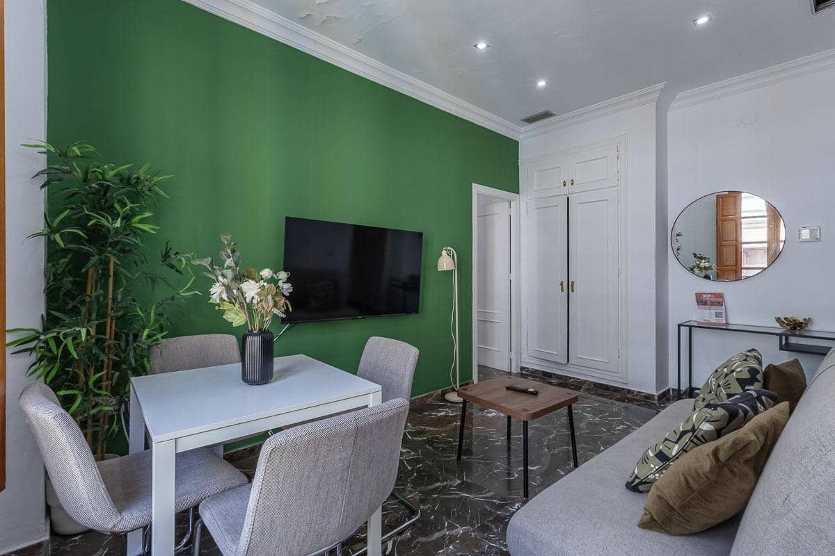 1 slaapkamer Flat te koop in Granada stad - € 250.000 (Ref: 9804587)