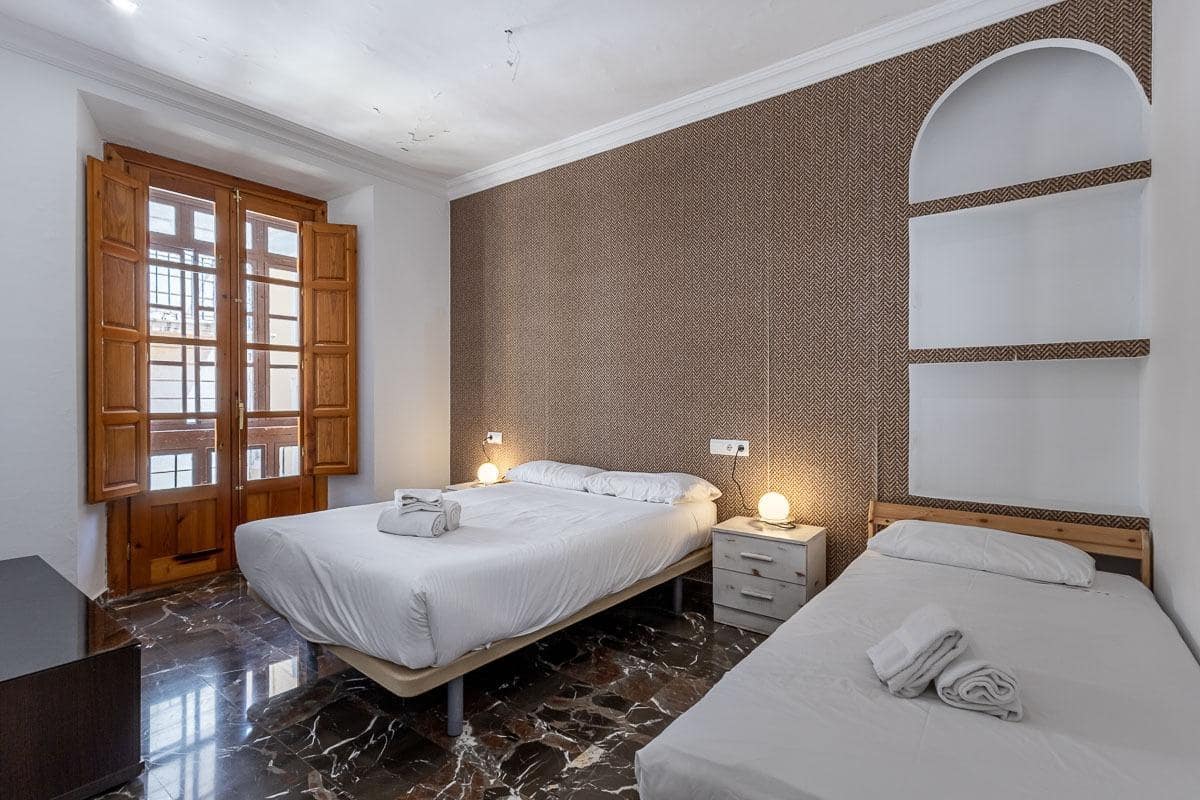 1 slaapkamer Flat te koop in Granada stad - € 250.000 (Ref: 9804587)