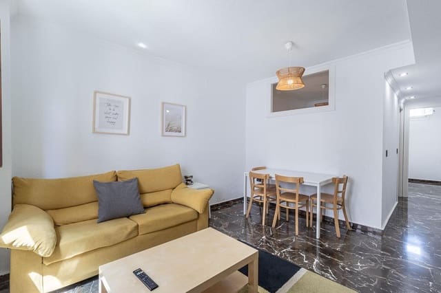 2 sovrum Lägenhet till salu i Centro, Granada stad - 275 000 € (Ref: 9804588)