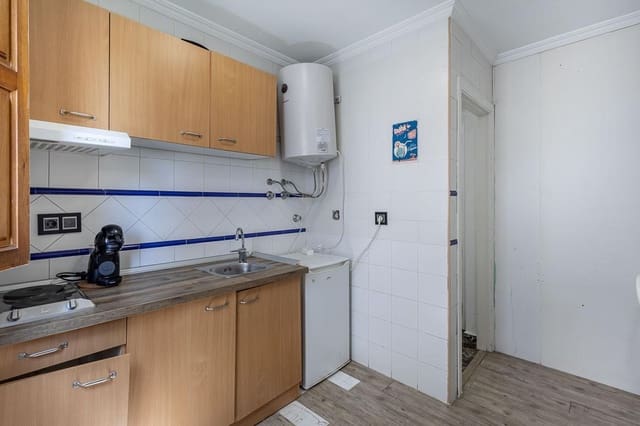 2 sovrum Lägenhet till salu i Centro, Granada stad - 275 000 € (Ref: 9804588)