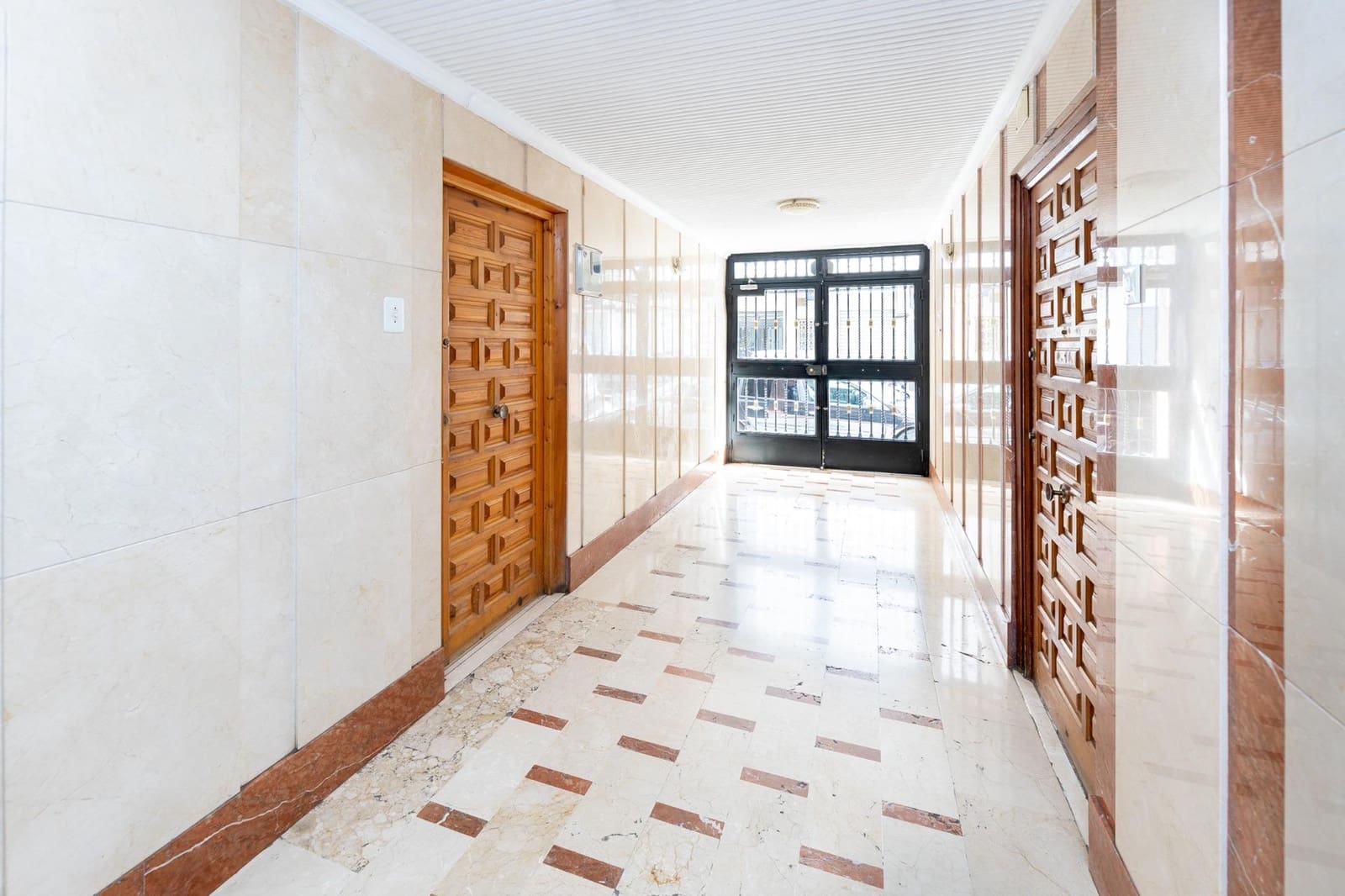 3 soverom Leilighet til salgs i Granada by - € 189 000 (Ref: 9804589)