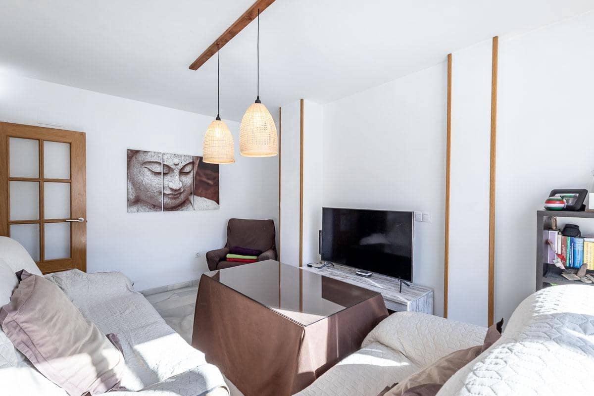 2 soveværelse Penthouse til salg i Ogijares med garage - € 158.000 (Ref: 9804590)