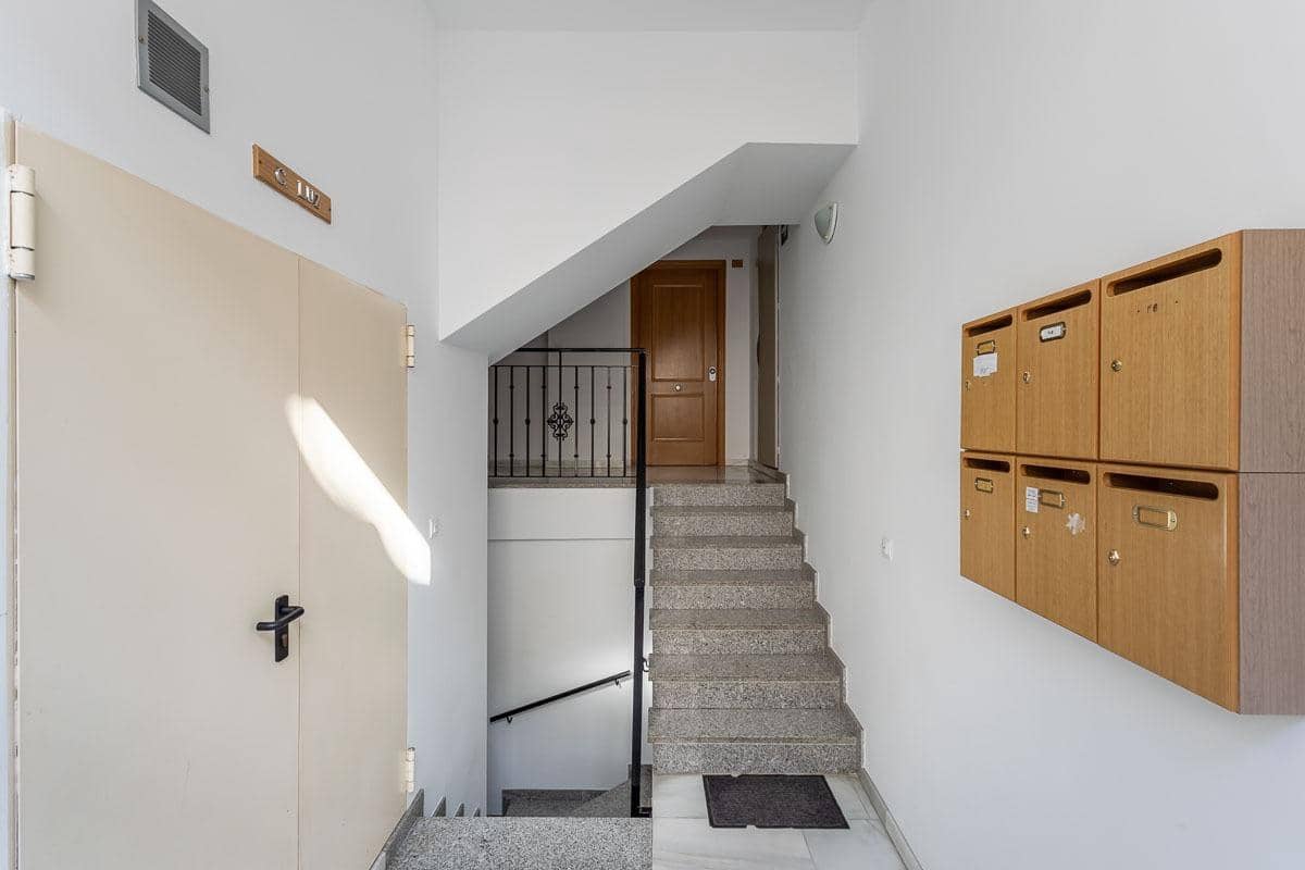 2 soveværelse Penthouse til salg i Ogijares med garage - € 158.000 (Ref: 9804590)