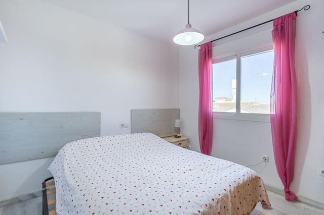 2 quarto Penthouse para venda em Ogíjares com garagem - 158 000 € (Ref: 9804590)