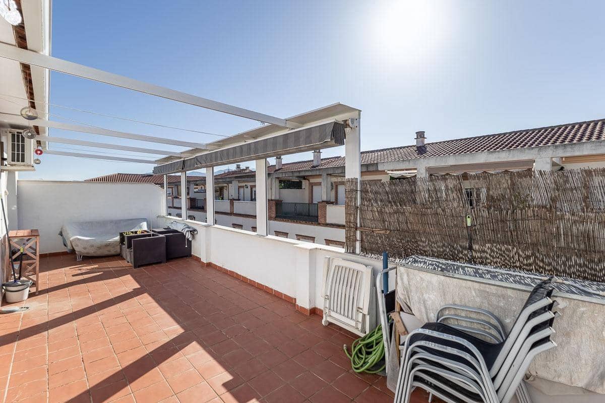 2 soveværelse Penthouse til salg i Ogijares med garage - € 158.000 (Ref: 9804590)