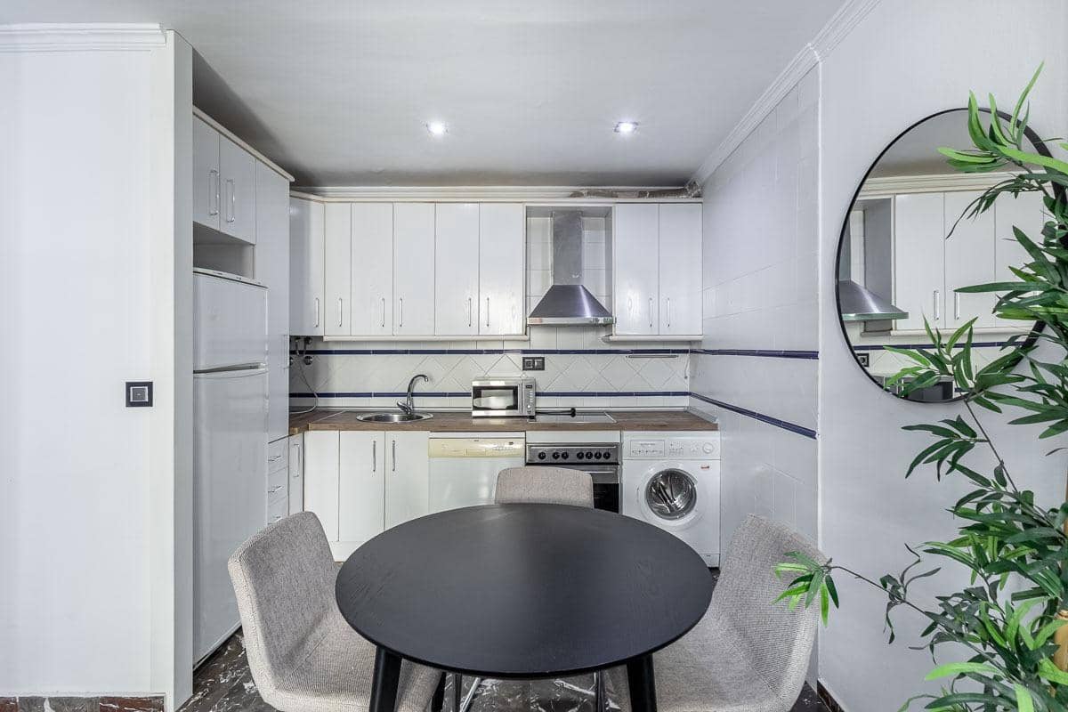 1 slaapkamer Flat te koop in Granada stad - € 260.000 (Ref: 9804591)