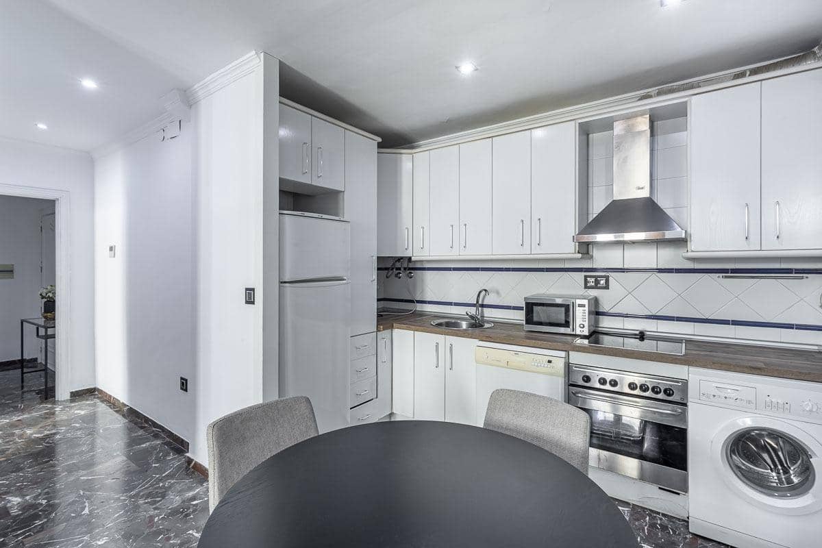 1 slaapkamer Flat te koop in Granada stad - € 260.000 (Ref: 9804591)