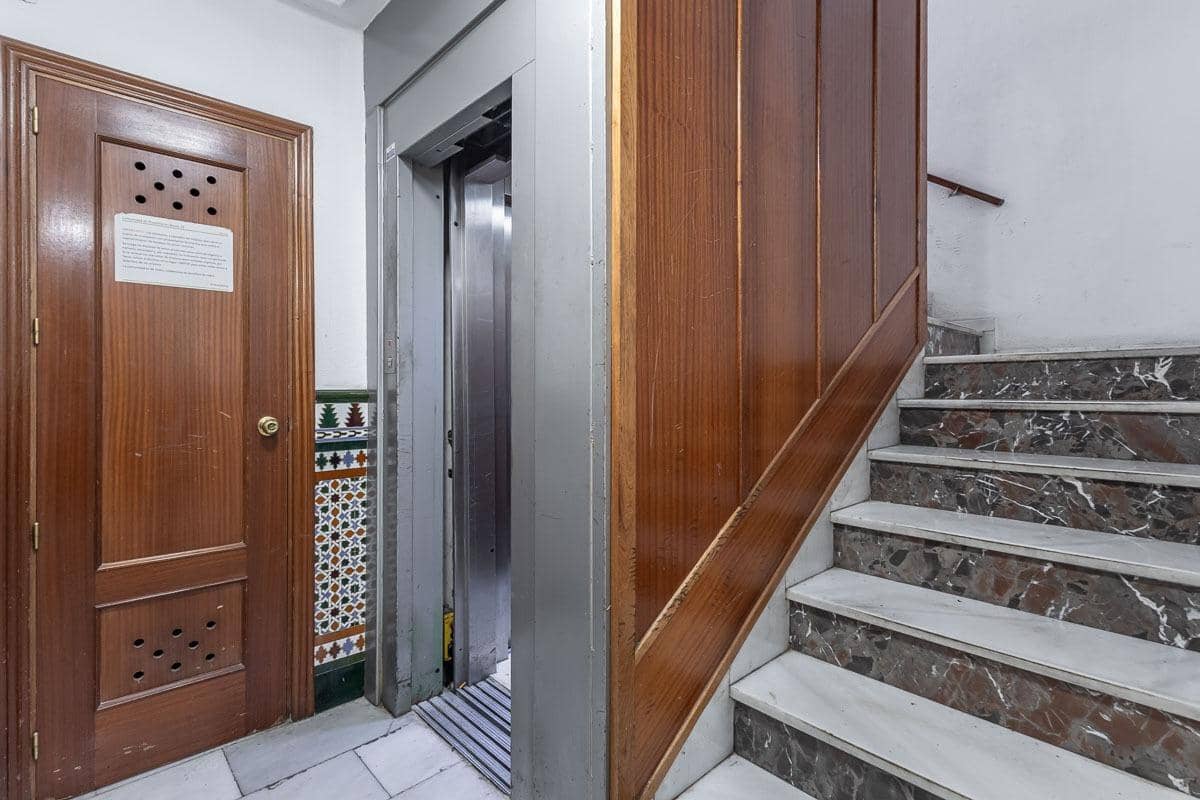 1 slaapkamer Flat te koop in Granada stad - € 260.000 (Ref: 9804591)