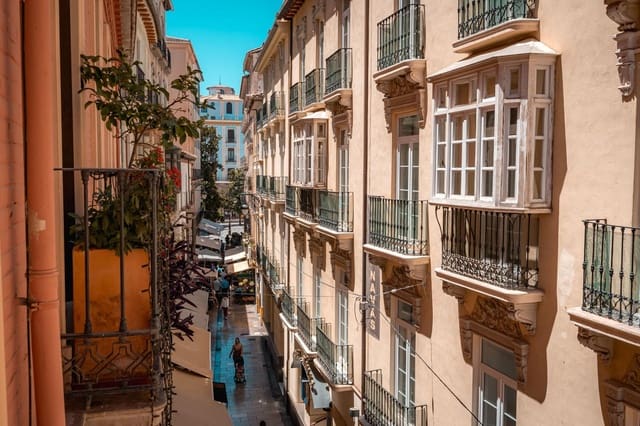 1 slaapkamer Flat te koop in Centro, Granada stad - € 260.000 (Ref: 9804591)