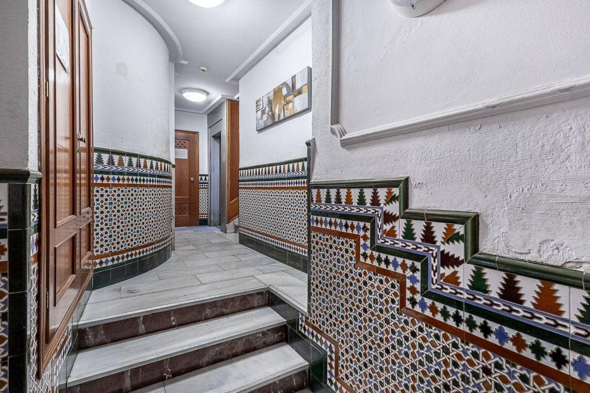 1 slaapkamer Flat te koop in Granada stad - € 260.000 (Ref: 9804591)