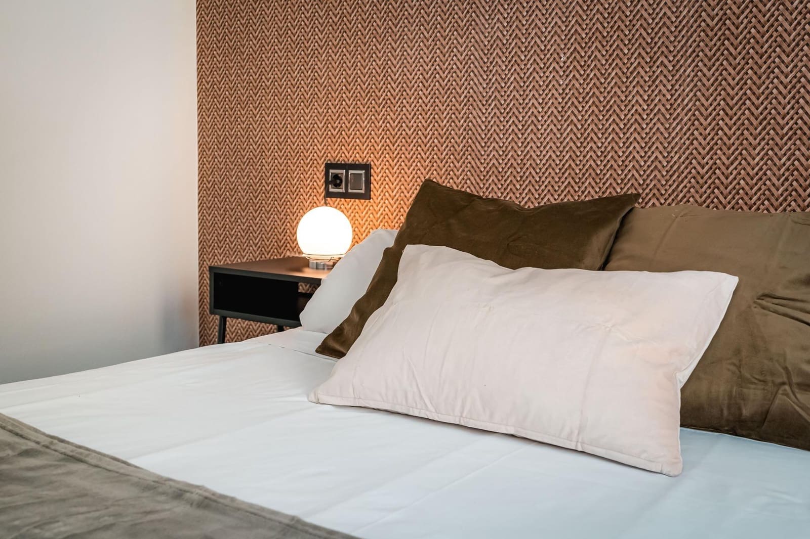 1 slaapkamer Flat te koop in Granada stad - € 260.000 (Ref: 9804591)