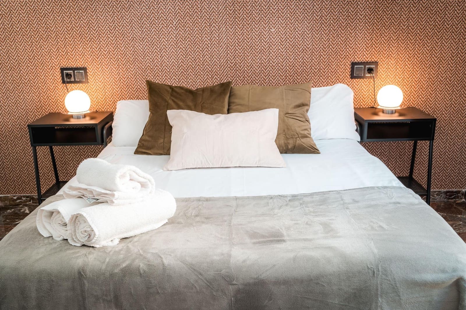 1 slaapkamer Flat te koop in Granada stad - € 260.000 (Ref: 9804591)