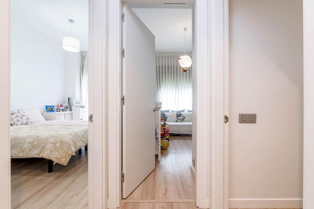 3 quarto Apartamento para venda em Granada cidade com piscina garagem - 395 000 € (Ref: 9804592)