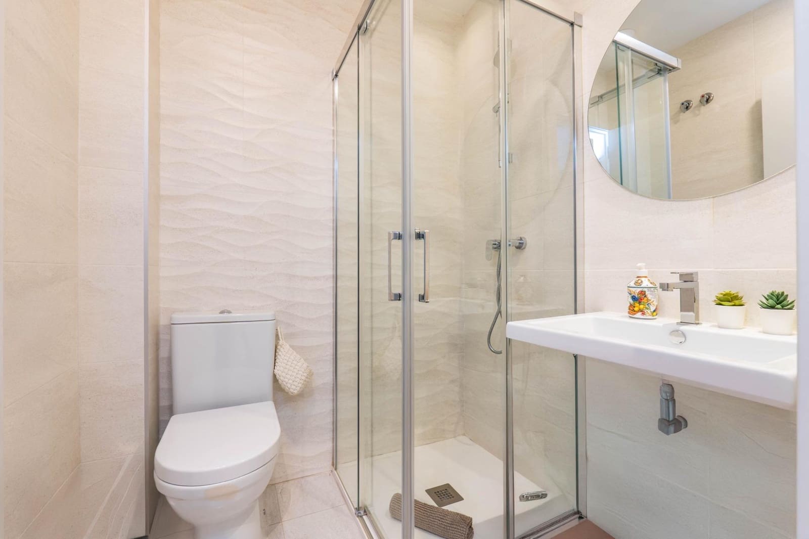 3 quarto Apartamento para venda em Granada cidade com piscina garagem - 395 000 € (Ref: 9804592)