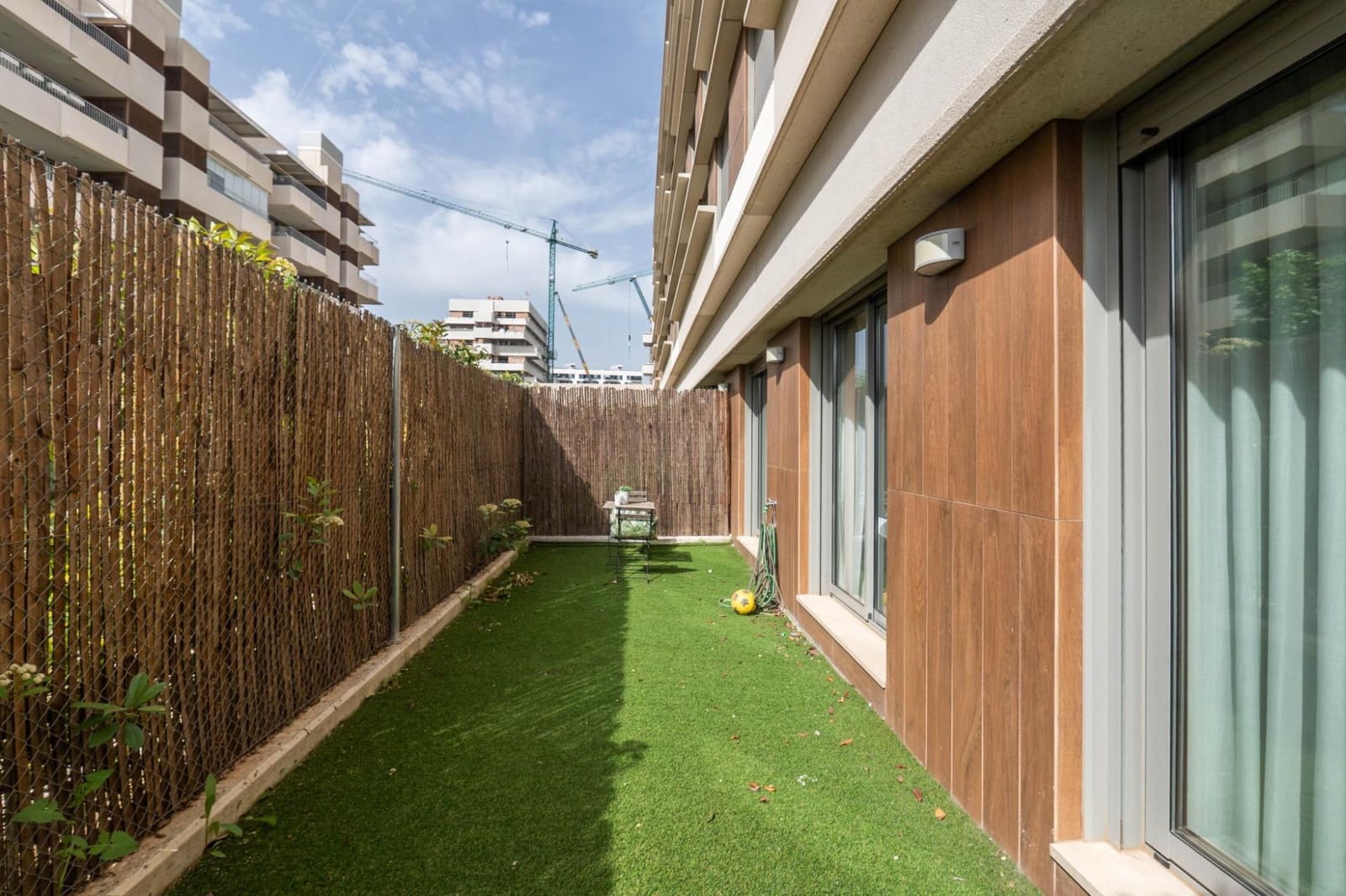 3 quarto Apartamento para venda em Granada cidade com piscina garagem - 395 000 € (Ref: 9804592)