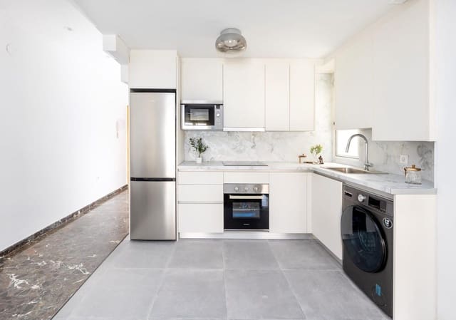 2 slaapkamer Flat te koop in Gójar met zwembad - € 139.000 (Ref: 9804593)