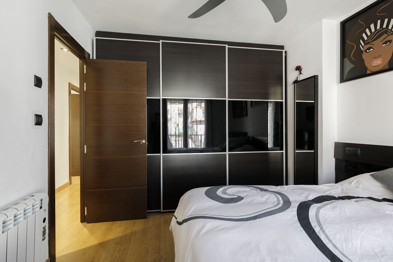 4 makuuhuone Rivitalo myytävänä paikassa La Zubia mukana 
autotalli - 265 000 € (Ref: 9806684)