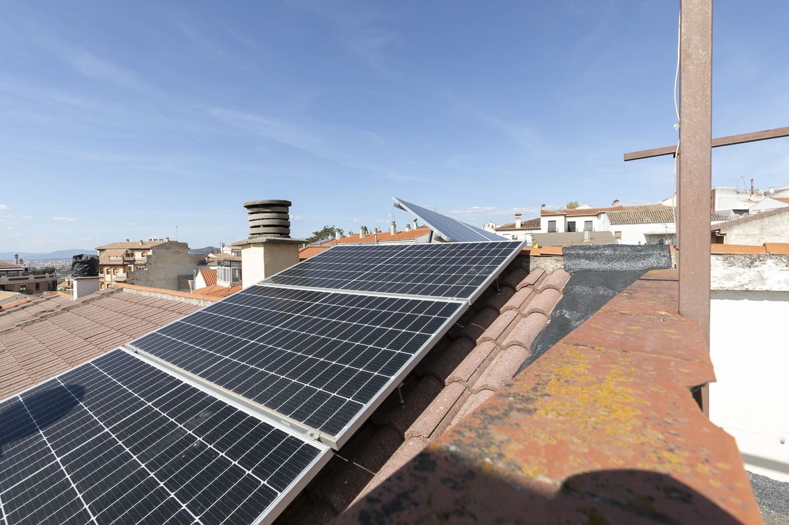 4 makuuhuone Rivitalo myytävänä paikassa La Zubia mukana 
autotalli - 265 000 € (Ref: 9806684)