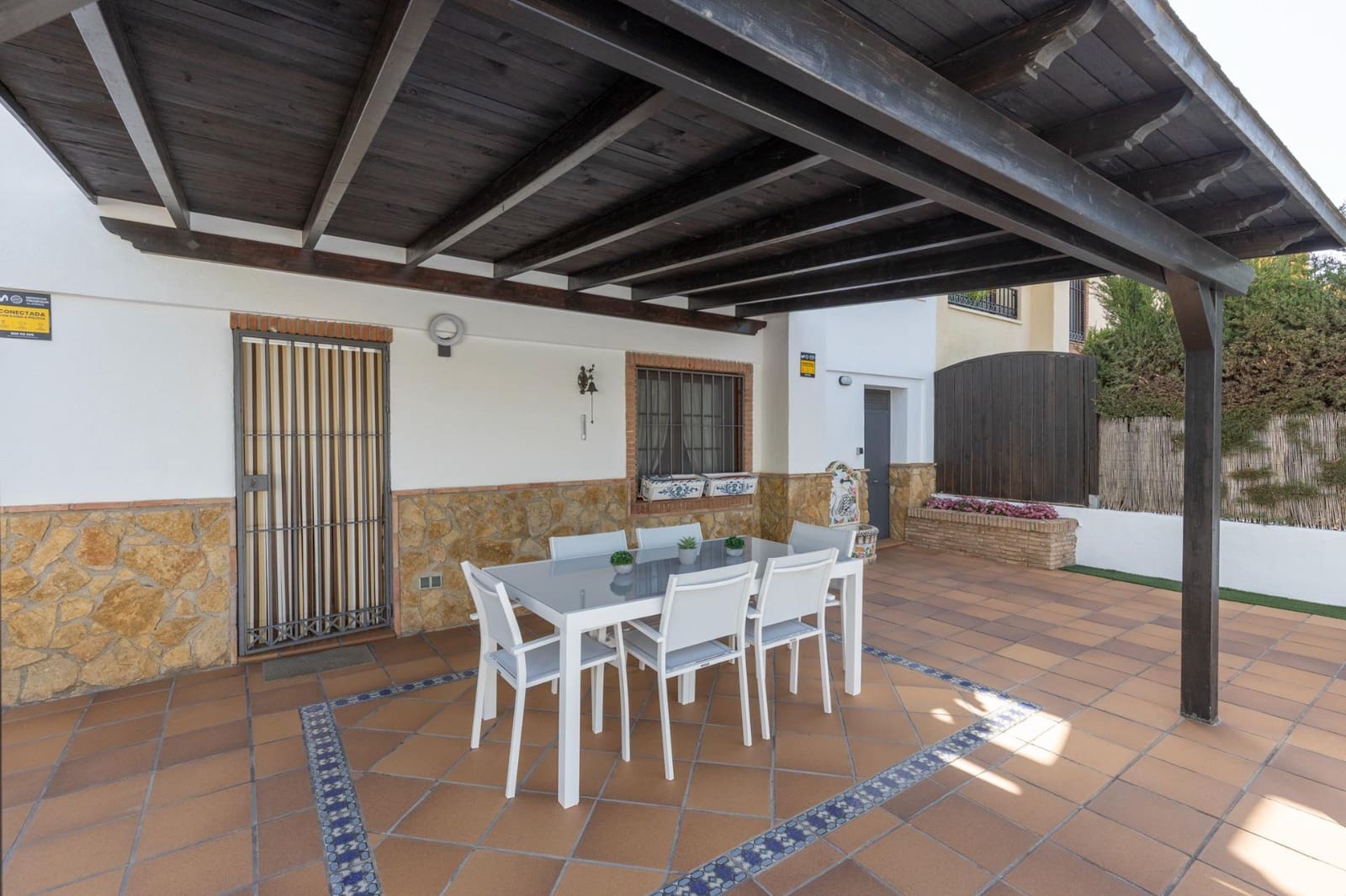 4 sovrum Villa till salu i La Zubia med pool garage - 360 000 € (Ref: 9808299)