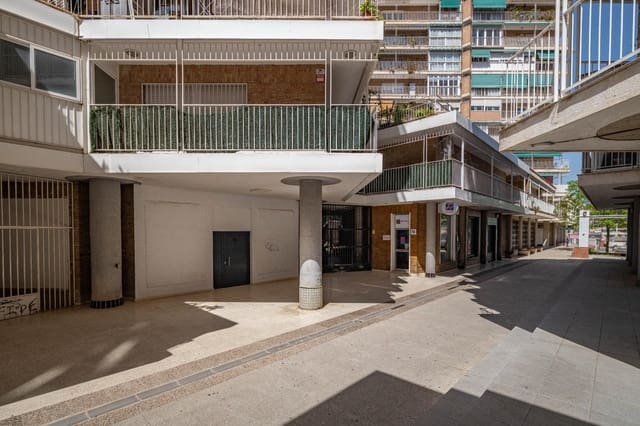 4 makuuhuone Asunto myytävänä paikassa Zaidin, Granada kaupunki - 334 900 € (Ref: 9808300)