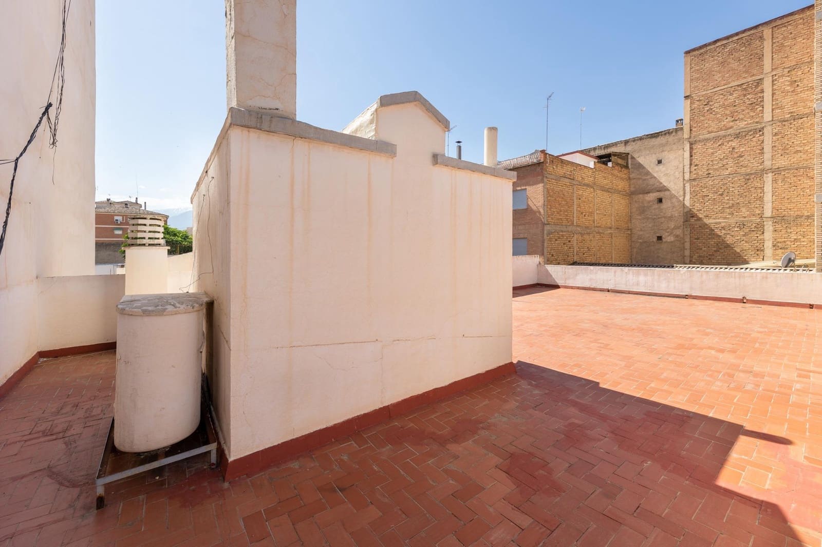 3 bedroom Commercial for sale in Granada city - € 444,000 (Ref: 9808305)