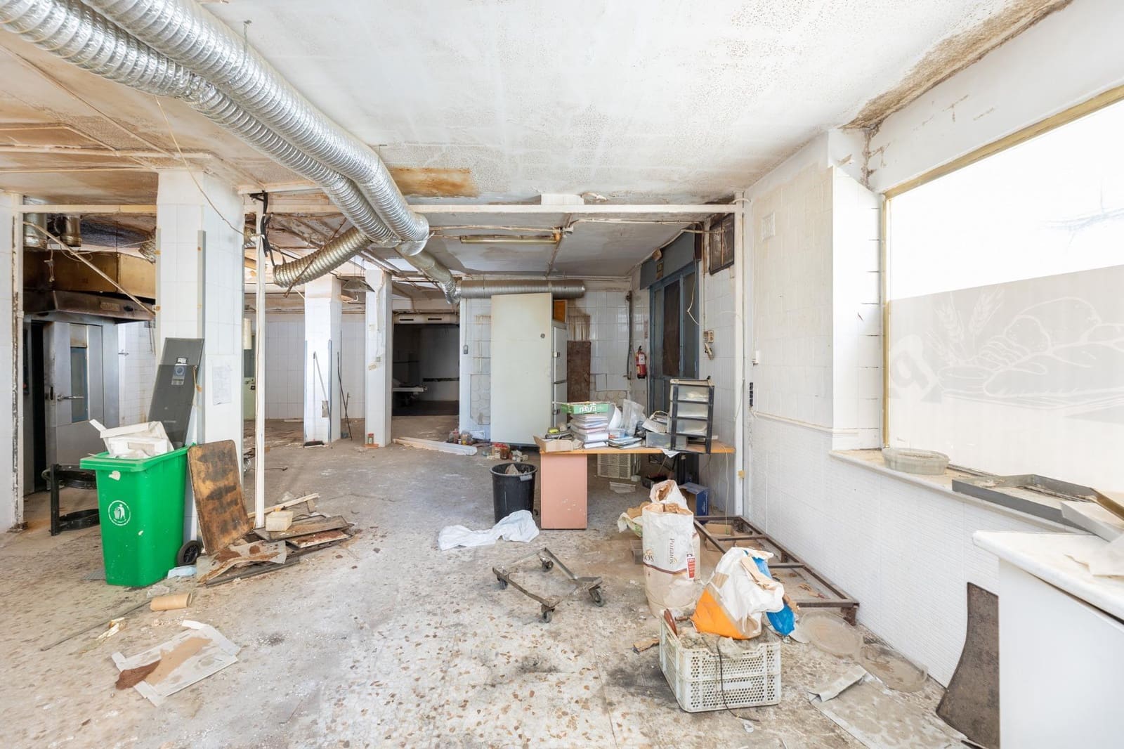 3 bedroom Commercial for sale in Granada city - € 444,000 (Ref: 9808305)