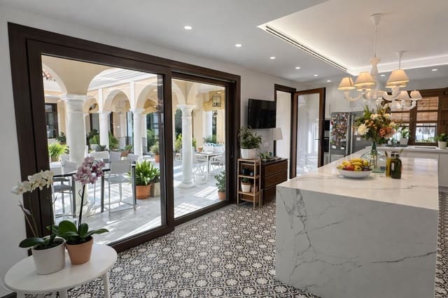 7 Zimmer Villa zu verkaufen in Otura mit Pool Garage - 1.295.000 € (Ref: 9812346)