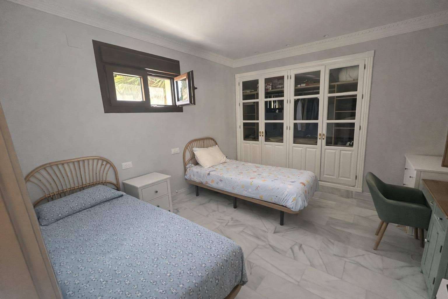7 Zimmer Villa zu verkaufen in Otura mit Pool Garage - 1.295.000 € (Ref: 9812346)