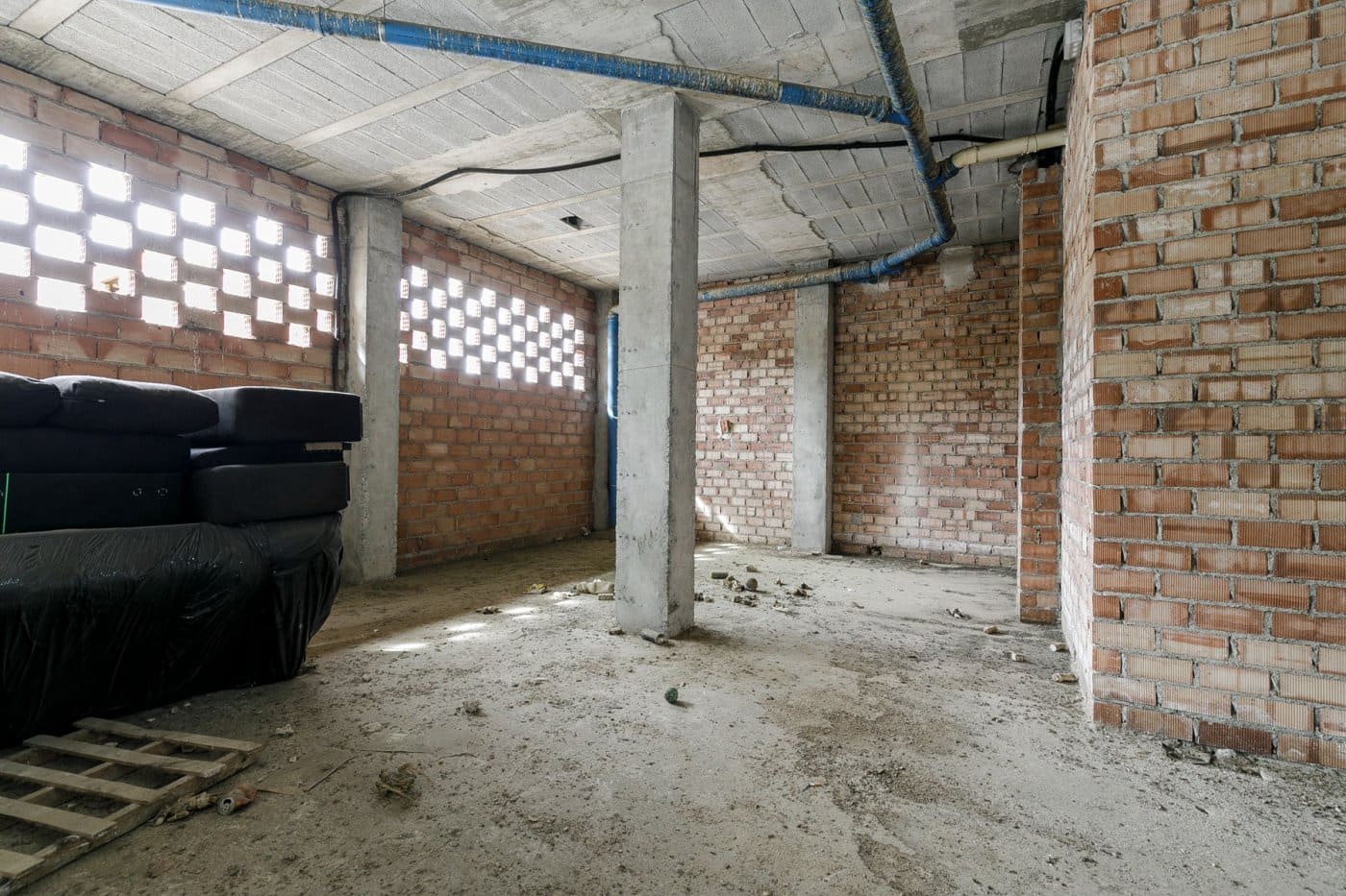 Erhverv til salg i Cenes de la Vega - € 45.000 (Ref: 9812348)