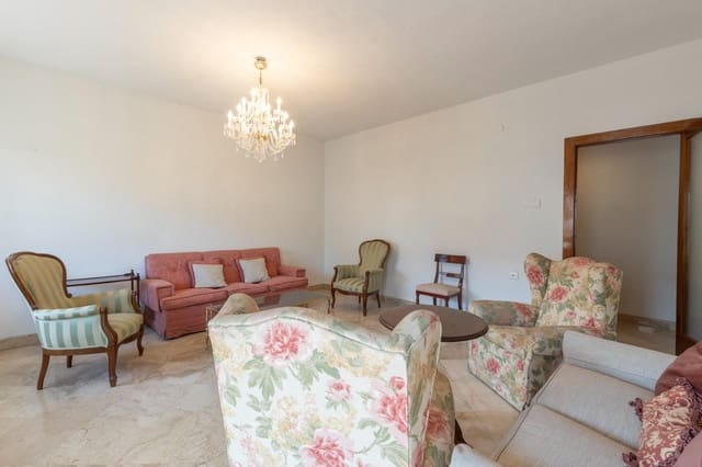 4 soveværelse Lejlighed til salg i Centro, Granada by - € 420.000 (Ref: 9816058)