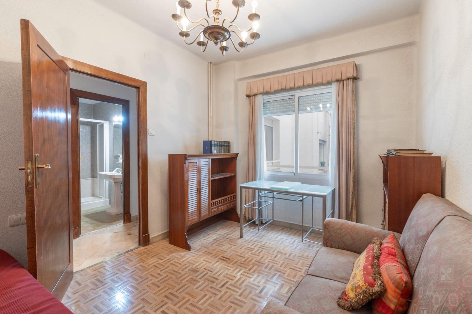 4 soveværelse Lejlighed til salg i Granada by - € 420.000 (Ref: 9816058)