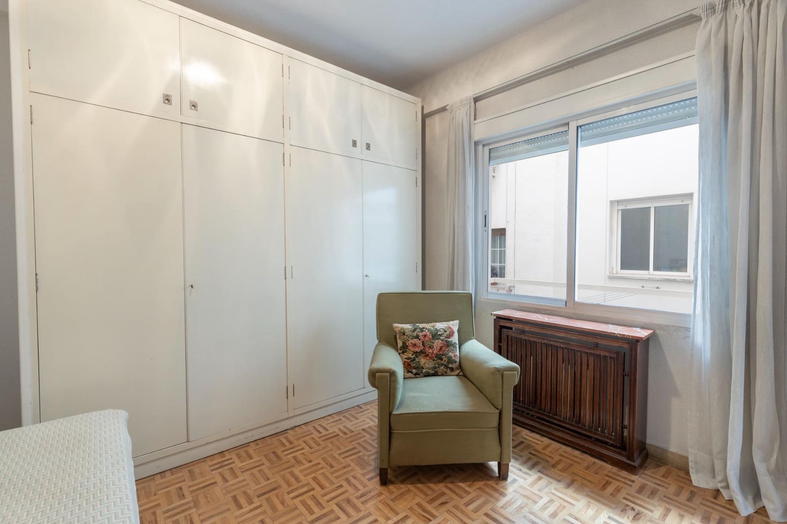 4 soveværelse Lejlighed til salg i Granada by - € 420.000 (Ref: 9816058)