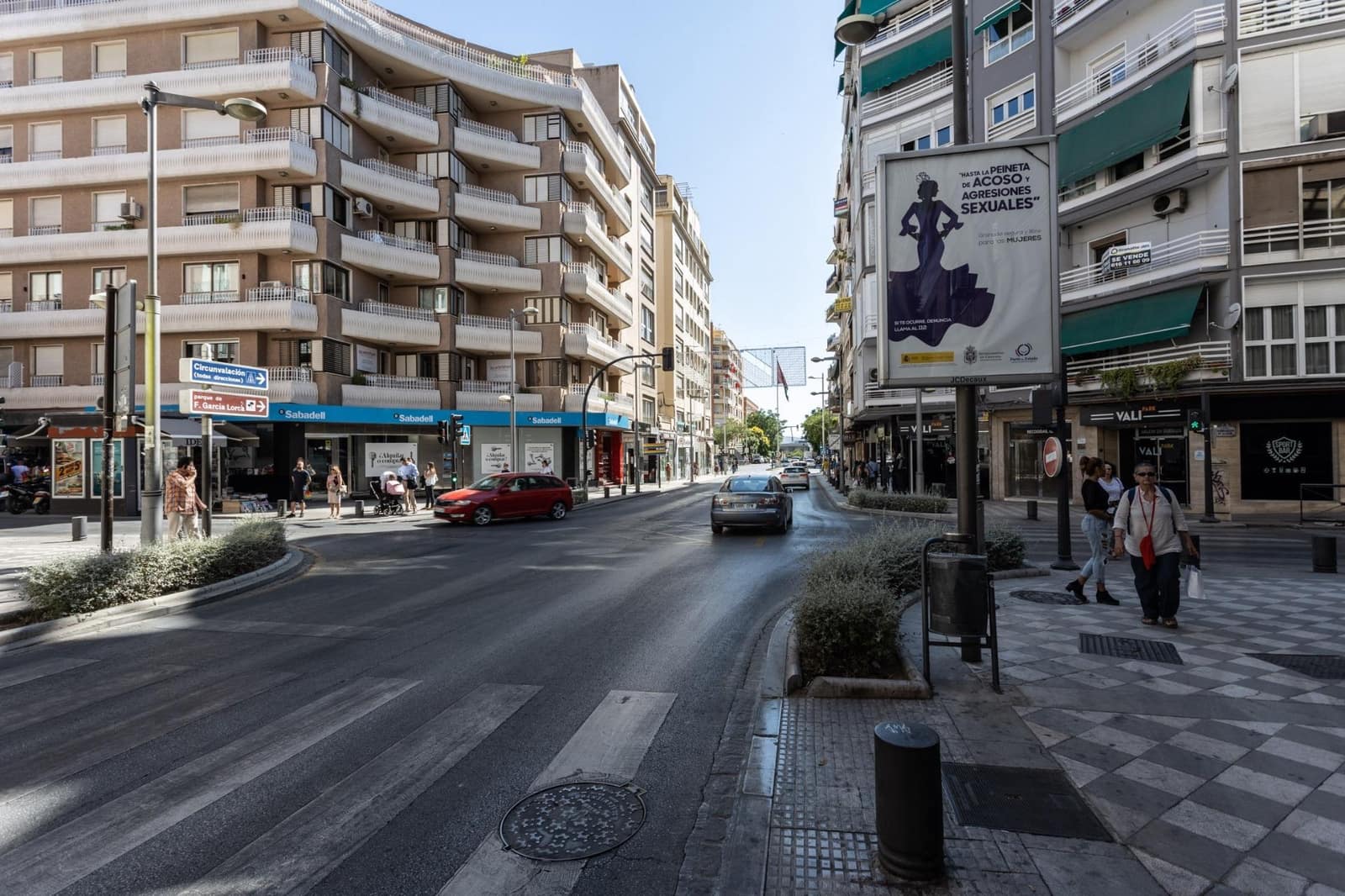 4 soveværelse Lejlighed til salg i Granada by - € 420.000 (Ref: 9816058)
