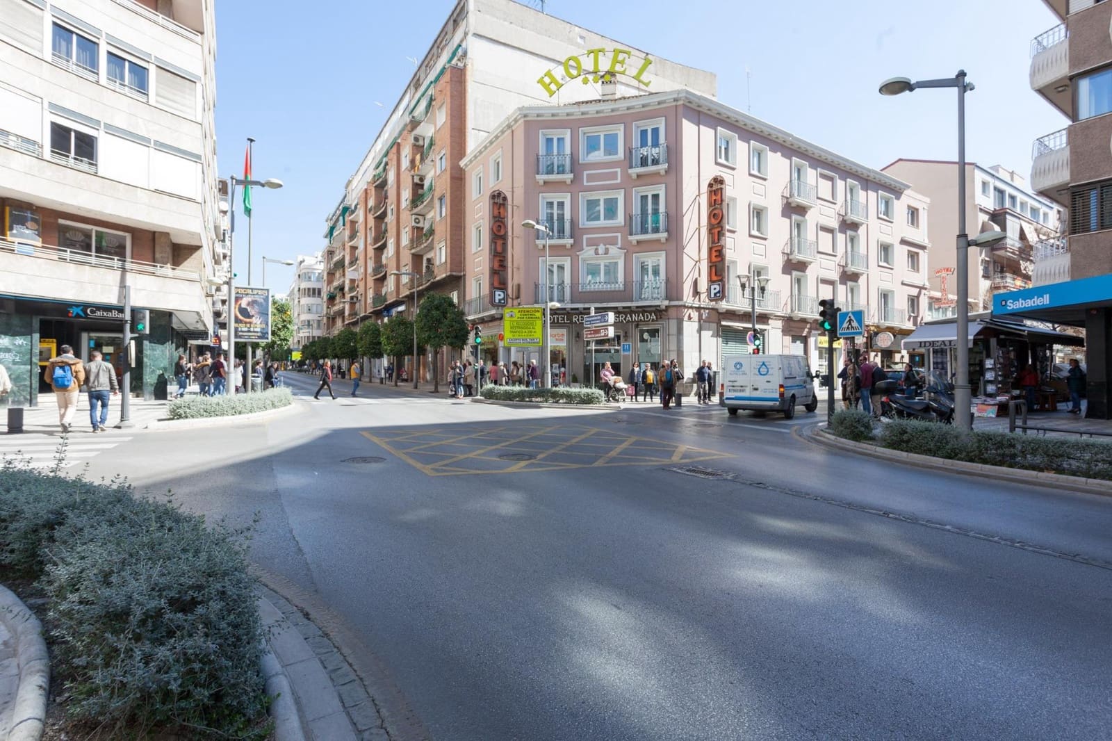 4 soveværelse Lejlighed til salg i Granada by - € 420.000 (Ref: 9816058)