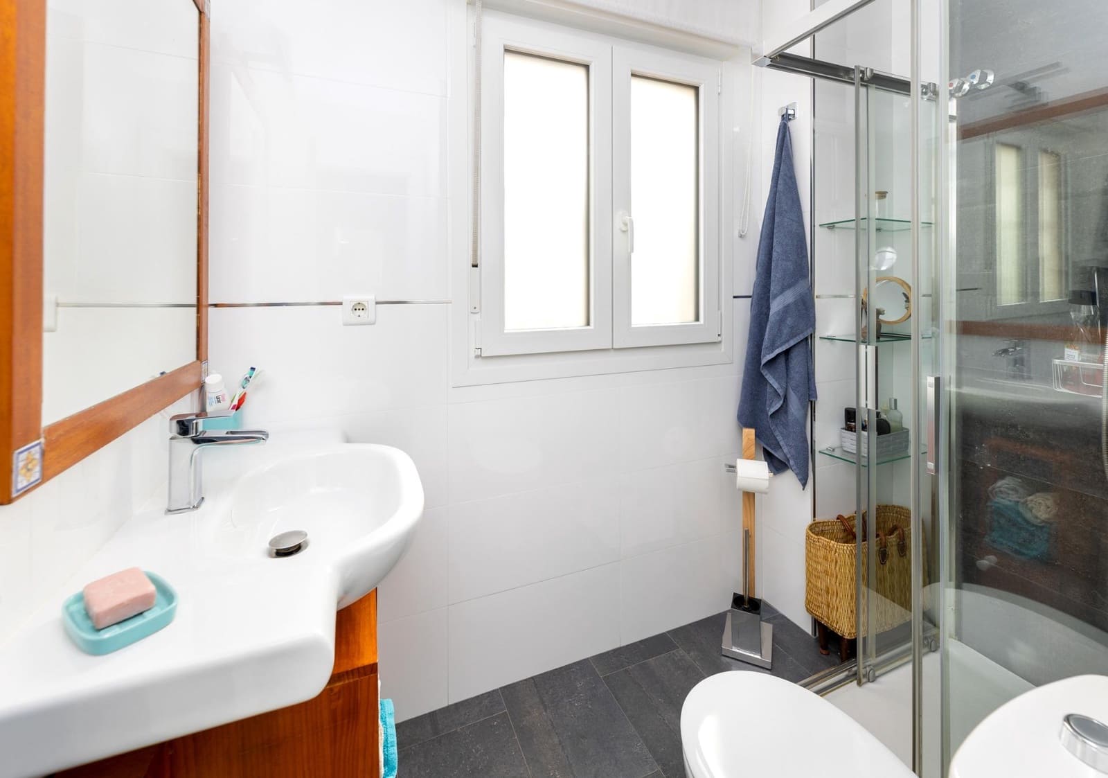3 quarto Moradia Geminada para venda em Jun com garagem - 290 000 € (Ref: 9816059)