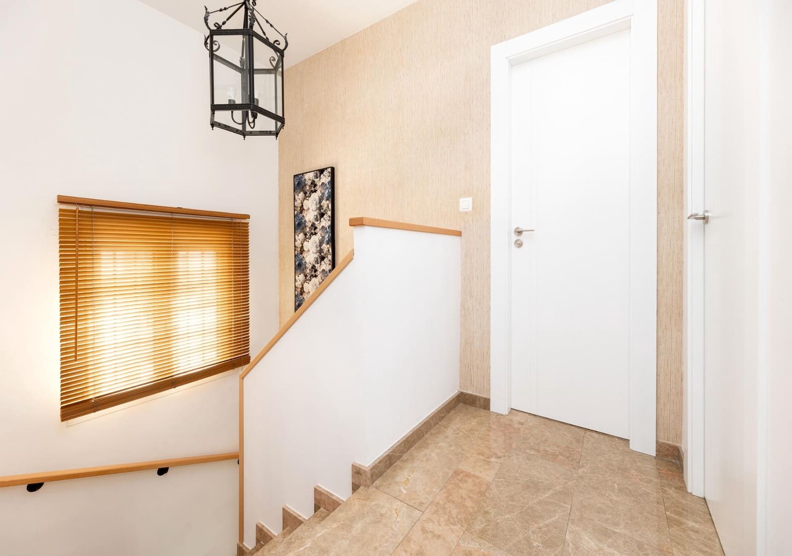 3 quarto Moradia Geminada para venda em Jun com garagem - 290 000 € (Ref: 9816059)