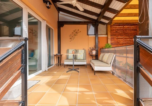 3 sypialnia Dom blizniak na sprzedaż w Jun z garażem - 290 000 € (Ref: 9816059)