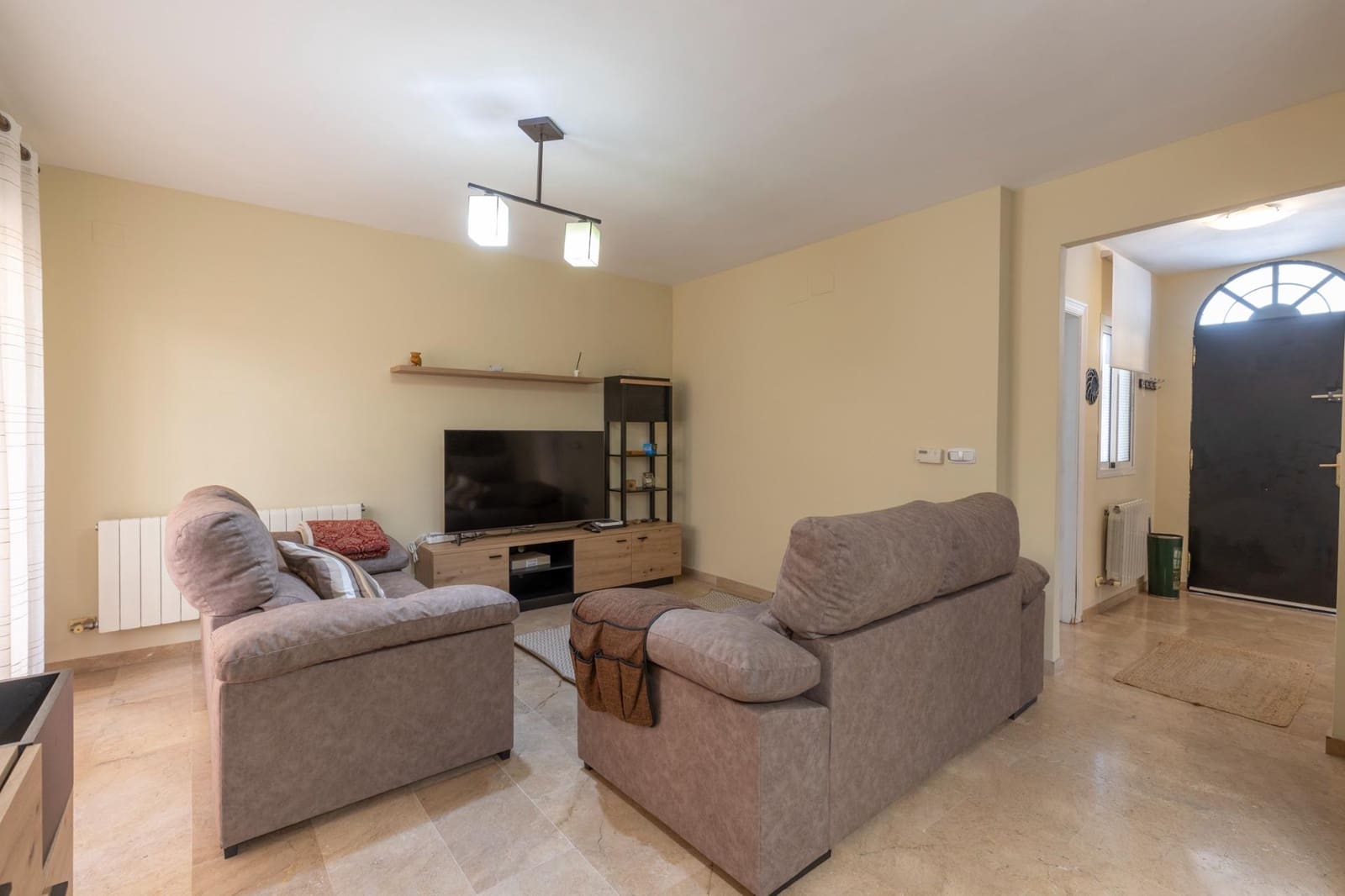 4 sypialnia Dom szeregowy na sprzedaż w Armilla z garażem - 289 000 € (Ref: 9816061)