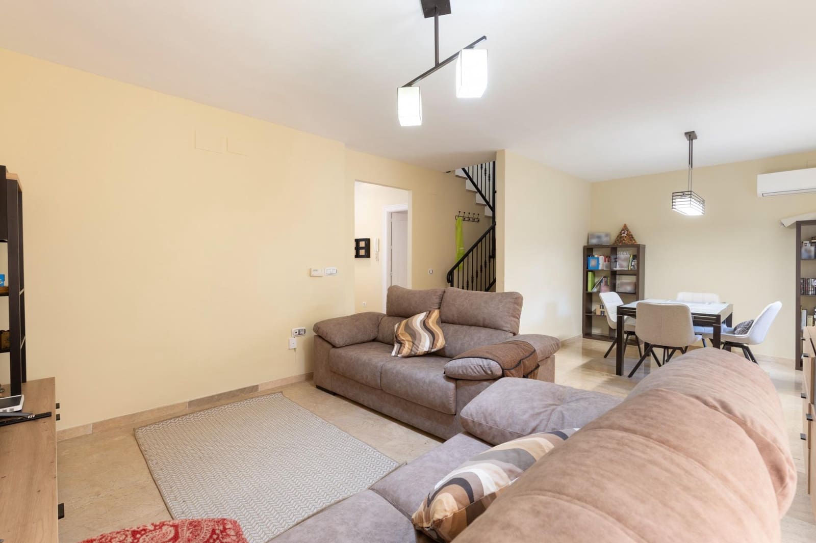 4 sypialnia Dom szeregowy na sprzedaż w Armilla z garażem - 289 000 € (Ref: 9816061)
