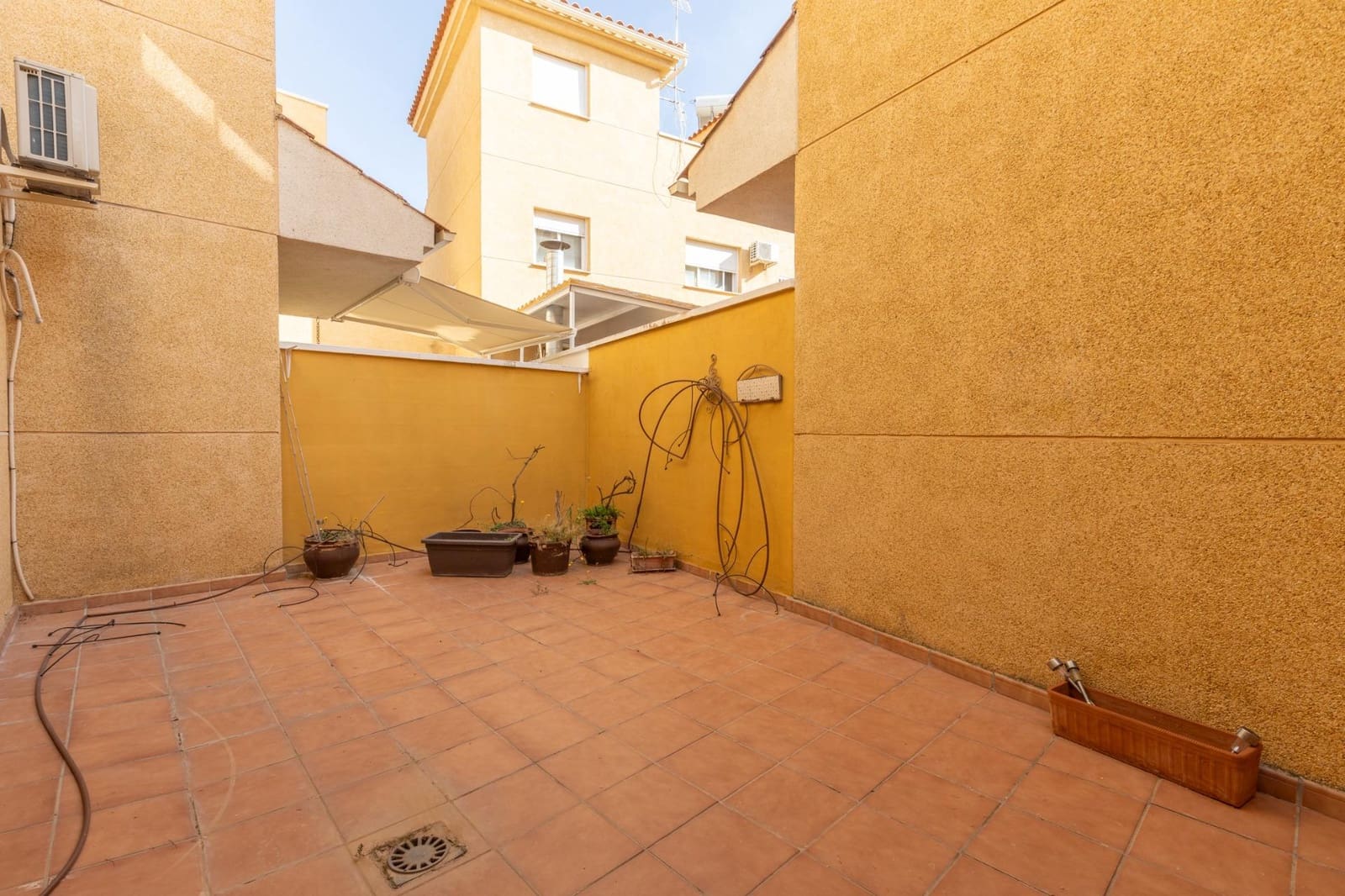4 sypialnia Dom szeregowy na sprzedaż w Armilla z garażem - 289 000 € (Ref: 9816061)