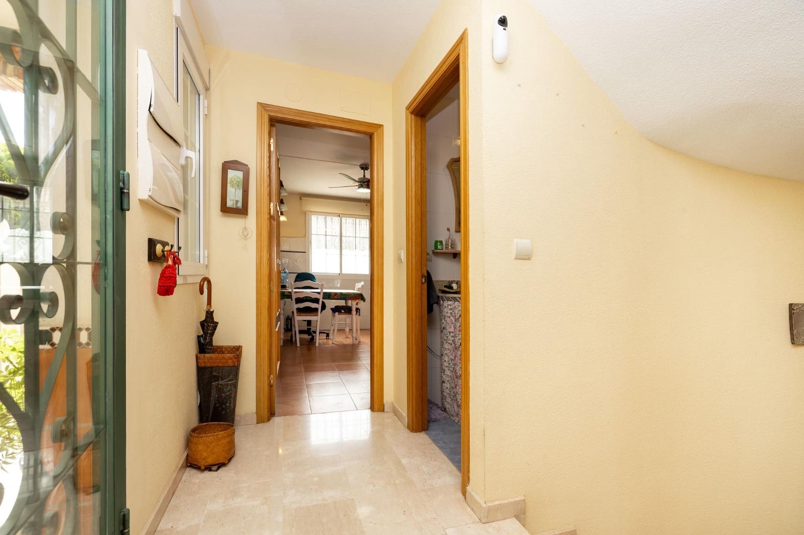 3 sypialnia Dom blizniak na sprzedaż w La Zubia z basenem garażem - 310 000 € (Ref: 9816062)